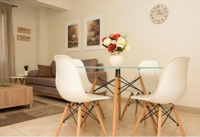 Calidos Departamentos En Ciudad Con Cochera Mendoza Ngoại thất bức ảnh