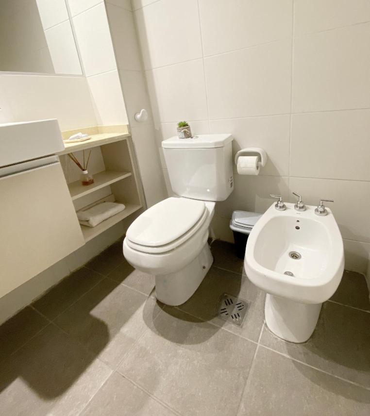 Calidos Departamentos En Ciudad Con Cochera Mendoza Ngoại thất bức ảnh